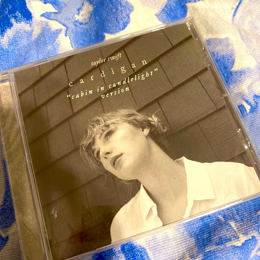 Taylor Swift folklore cardigan in the candlelight version